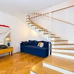 Apartment Pical