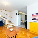 Apartment Pical